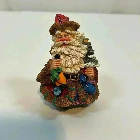 Crinkle Claus My Possible Dreams Santa with Tree #659011 Figurine Resin 4" Tall - Picture 1 of 10
